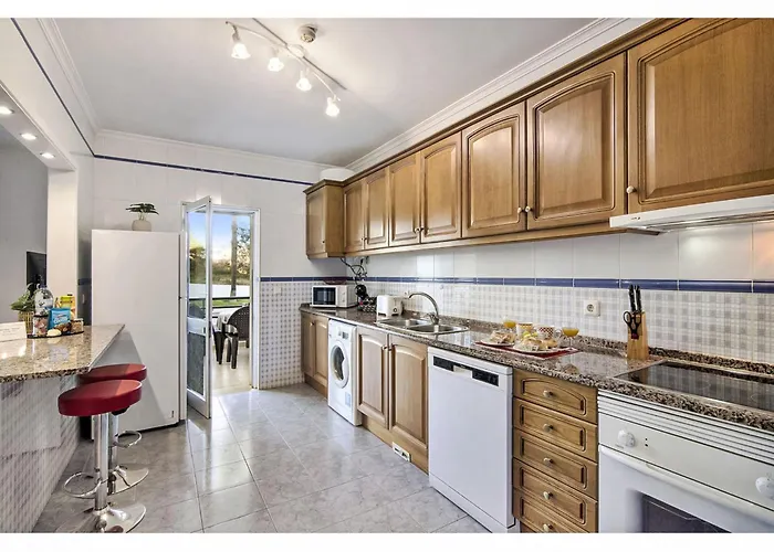 Manelito House - Sunny Way By Interhome 아파트 알부페이라